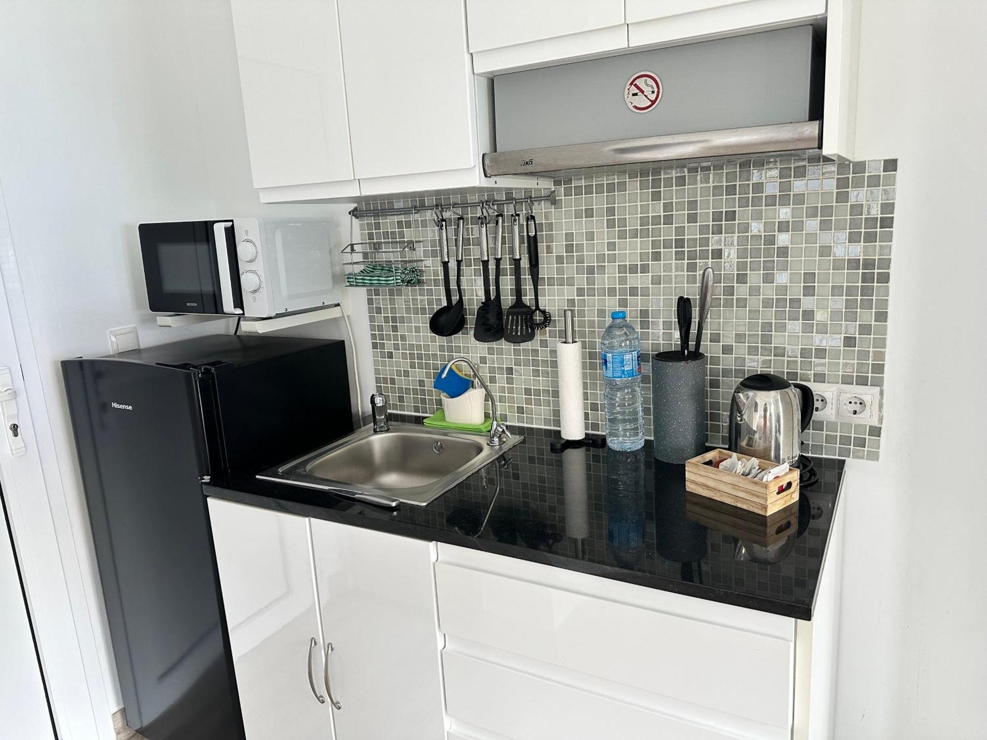Adorable Urban Suites لاس بالماس دي غران كاناريا الغرفة الصورة