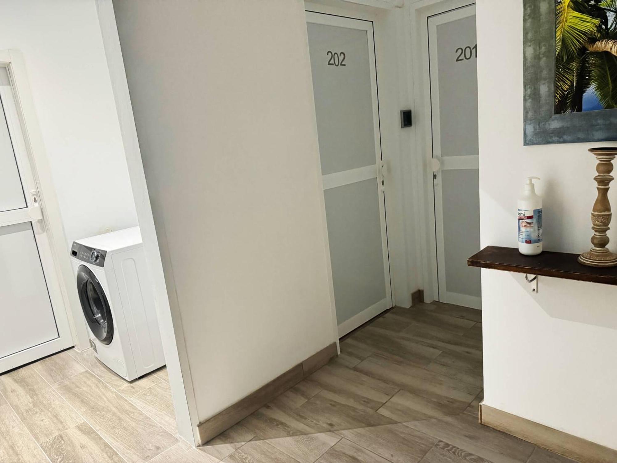 Adorable Urban Suites لاس بالماس دي غران كاناريا المظهر الخارجي الصورة